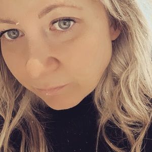 Meet your Posher, Catherine